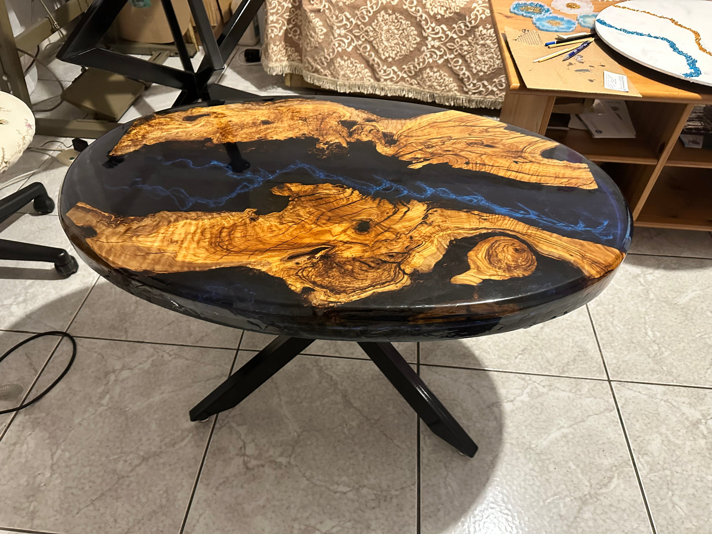 Oval Wood and Epoxy Coffee Table - Lightning Bolt design Cyprus